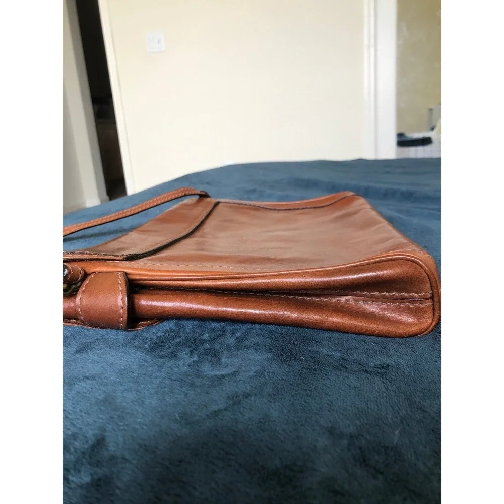 Vintage The bridge messenger laptop briefcase in English saddle